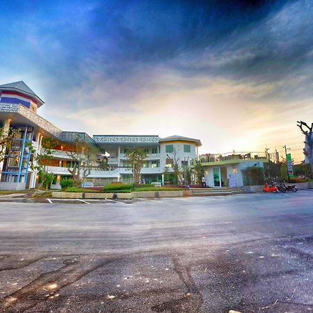 Dream Hills Hotel เชียงใหม่ ภายนอก รูปภาพ