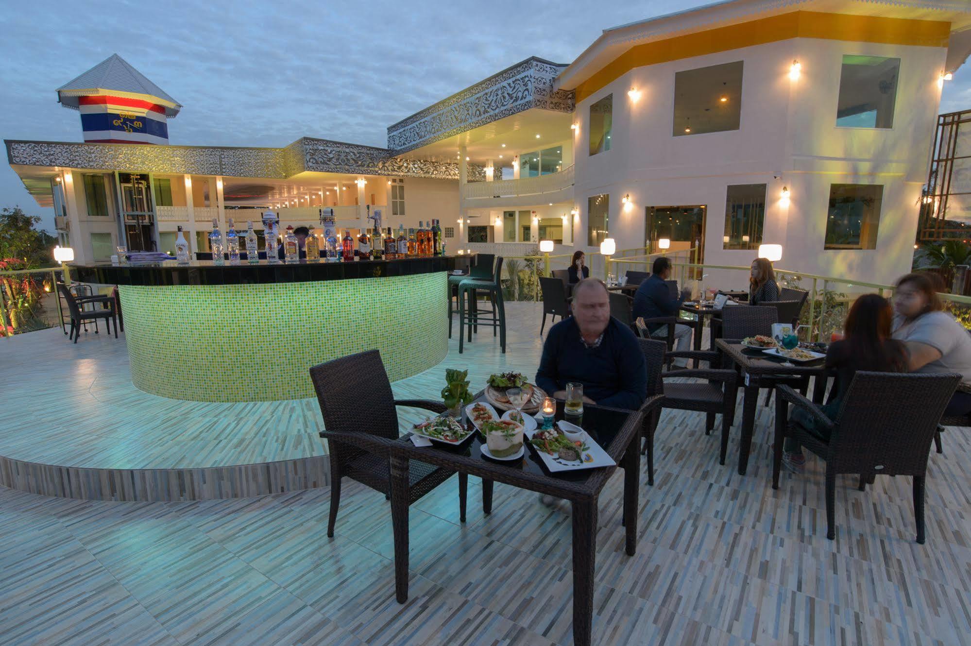 Dream Hills Hotel เชียงใหม่ ภายนอก รูปภาพ
